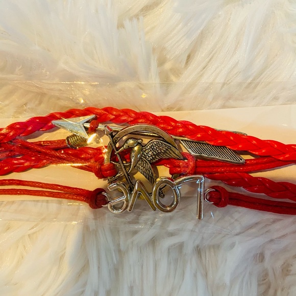 Mocking jay bracelet. - Picture 4 of 5